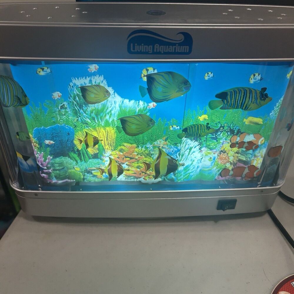 Living Aquarium Rotating Motion Night Light Moving Ocean Lamp Fish Works